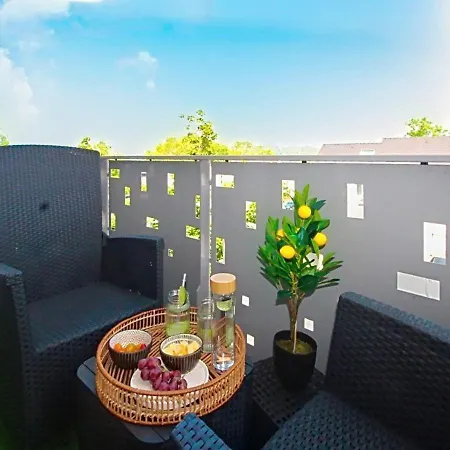 L'echappee Verte - T2 Avec Balcon 아파트